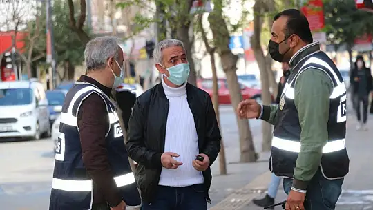 Elazığ'da kısıtlamada herkes evde, onlar görevde