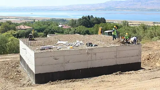 Elazığ'da köylerde deprem konutları yükseliyor