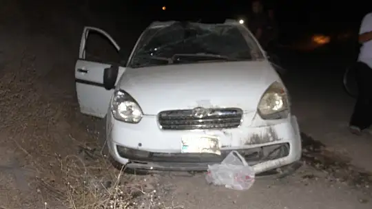 Elazığ'da otomobil takla attı: 4 yaralı
