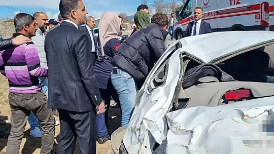 Elazığ'da otomobil takla attı: 2 yaralı