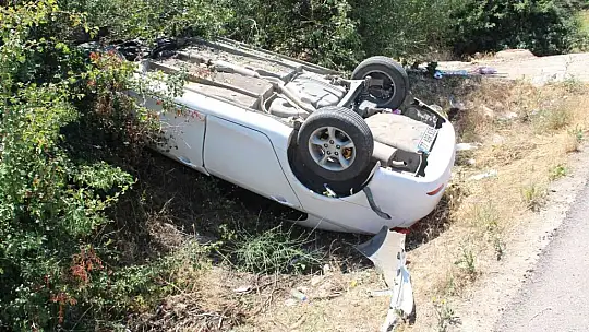 Elazığ'da otomobil takla attı: 6 yaralı