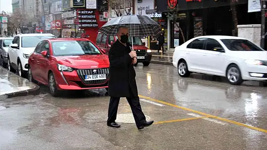 Elazığ'da sağanak yağış ekili oldu