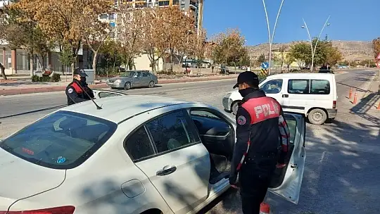 Elazığ'da şok uygulamalarla yakalanan 20 şüpheli tutuklandı