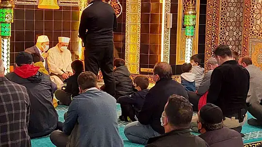 Elazığ'da tesbihat ve sohbet programı düzenlendi
