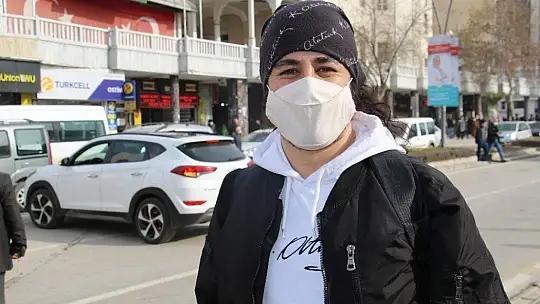 Elazığ'da vatandaşlar depremsiz ve salgınsız bir yıl diledi