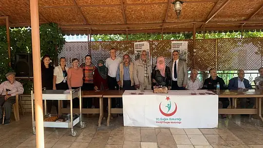 Elazığ'da yaşlılar yalnız bırakılmadı