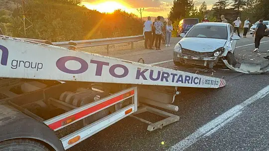Elazığ'da zincirleme trafik kazası: 2 yaralı