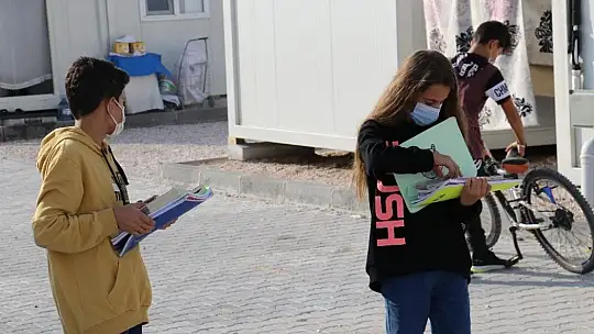 Elazığ'dan İzmir'e içleri ısıtan depremzede kardeşliği