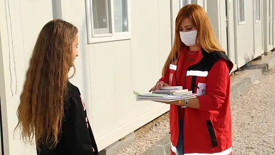 Elazığ'dan İzmir'e içleri ısıtan depremzede kardeşliği