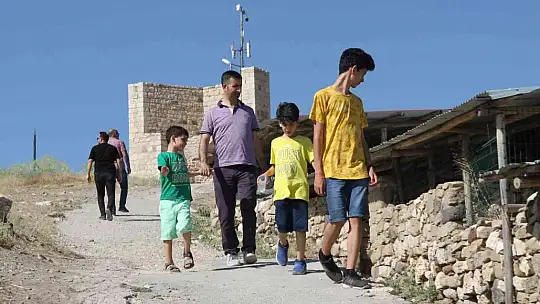 Elazığ'ın turizme açılan kapısı Harput'a ziyaretçi akını