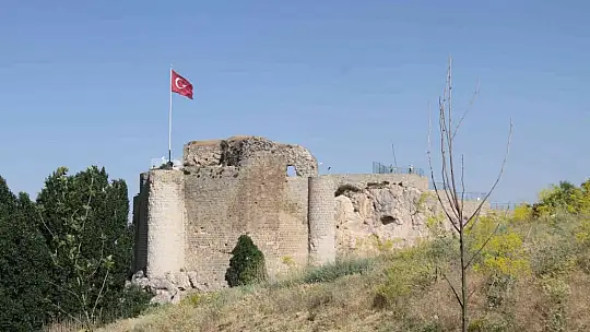 Elazığ'ın turizme açılan kapısı Harput'a ziyaretçi akını