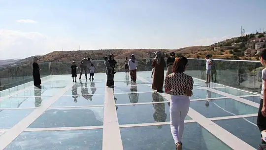 Elazığ'ın turizme açılan kapısı Harput'a ziyaretçi akını