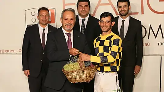 Elazığ Üzüm Festivali Koşusu'nu Yıldızkıran kazandı