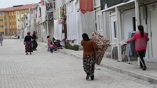 Elazığlı depremzedelerden İzmir'e manevi destek