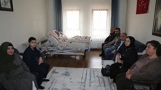 Emniyet Genel Müdürü Aktaş'tan kahraman şehit Fethi Sekin'in babasına ziyaret