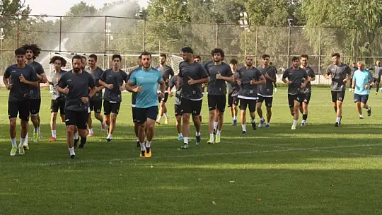ES Elazığspor Başkanı Çayır: 'Lige kazanarak başlamak istiyoruz'