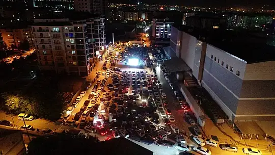 Bir Gişe Rekorunu da Belediye Kırdı