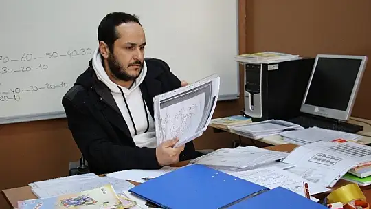 Hem azimli, hem vefalı Mahmut Hoca'dan büyük fedakarlık