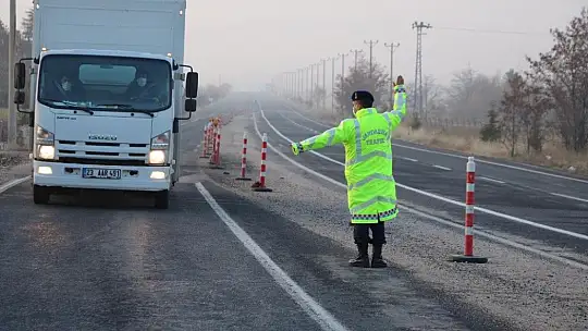 Jandarma ekipleri, trafik uygulamalarını yoğunlaştırdı