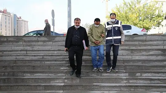 Kapıları çalan hırsızlık şüphelisi yakalandı