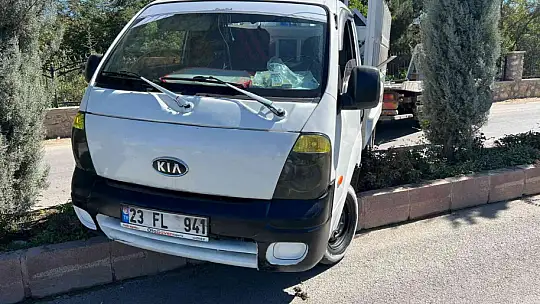 Kesimhaneden 1 milyon lira değerinde soğutucu çalan 3 şüpheli, kaçmaya çalışırken yakalandı