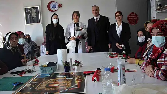 Medical Park Elazığ Hastanesi kadınları unutmadı