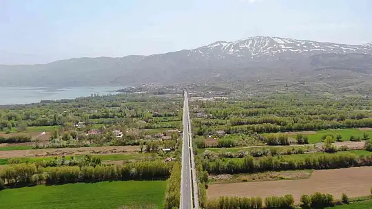 Muhteşem doğasıyla cezbeden Sivrice, misafirlerini bekliyor