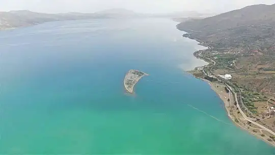 Muhteşem doğasıyla cezbeden Sivrice, misafirlerini bekliyor