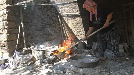 Nohudun meşe ateşinde başlayan yolculuğu