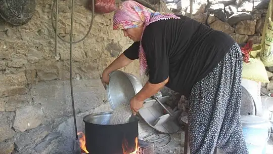 Nohudun meşe ateşinde başlayan yolculuğu