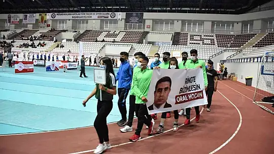 Oral Arslan'ın ismi Türkiye Gençler Boks Şampiyonası'na verildi