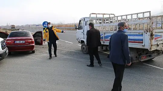 Otomobil ile pikap çarpıştı: 1 yaralı