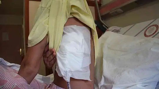 Sevgilisini 2 saat boyunca darp edip 5 yerinden bıçaklayan doktorun 20 yıla kadar hapsi istendi