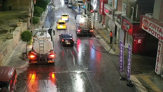 Elazığ Belediyesi'nden Kapsamlı Bayram Temizliği