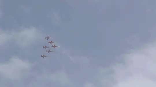 Türk Yıldızlarından Tunceli'de nefes kesen görüntüler