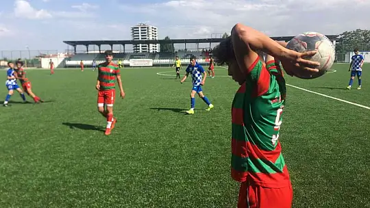 U16 Futbol Ligi Elazığ Grubu maçları başladı