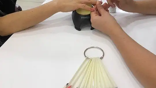 Uzmanından kalıcı oje önerisi