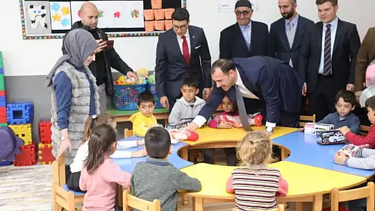 Vali Kaldırım Kovancılar İlçesinde Bir Dizi Açılış Programına Katıldı