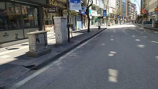 Elazığ Halkı Tedbirlere Uyuyor