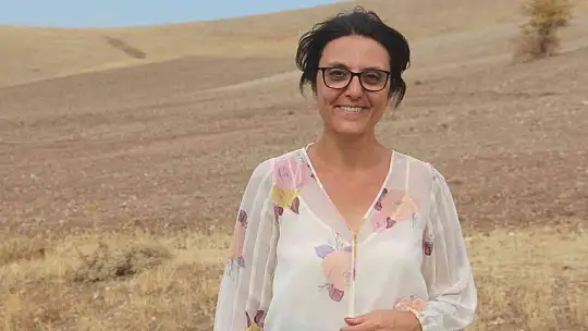 Yıllarca kaldığı Fransa'da en iyi fakültede doktora yaptı, köyüne dönüp tarıma başladı