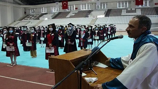 170 Doktor Adayı Mezun Oldu