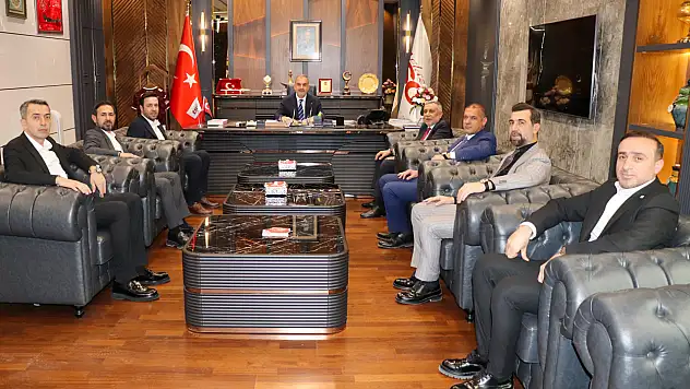Ak Parti'den Başkan Alan'a ziyaret