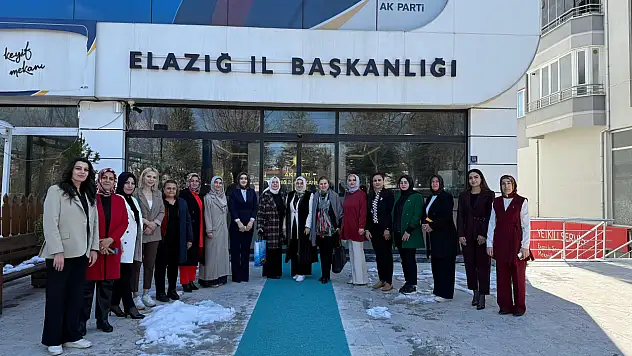 AK Parti Kadın Kolları Genel Merkez Başkan Yardımcılarından, Başkan Tüver'e ziyaret