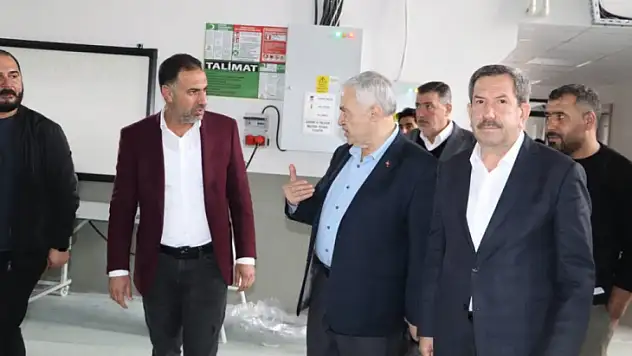 Demirbağ, üretim tesislerinde incelemelerde bulundu