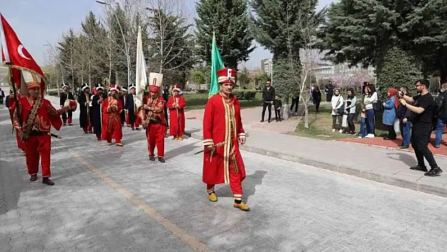 FÜ 47. yıl dönümünü mehteran konseri ile kutladı