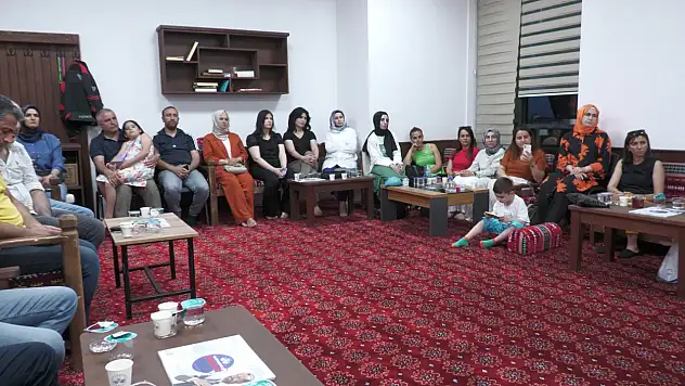 Ozan, Prof. Dr. Mustafa Temizer'i anlattı