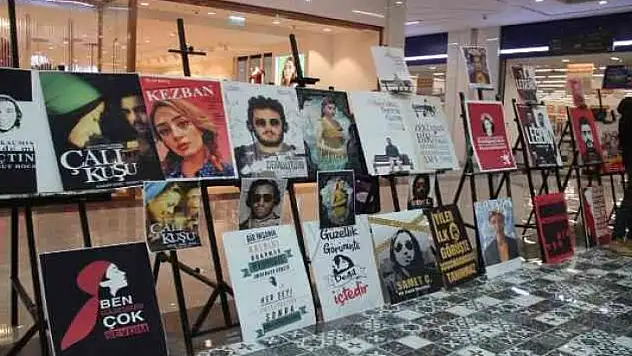 Üniversite öğrencileri Yeşilçam afişlerini yeniden tasarladı