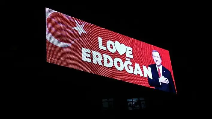 'Stop Erdoğan' skandalına Elazığ'dan 'Love Erdoğan' yanıtı