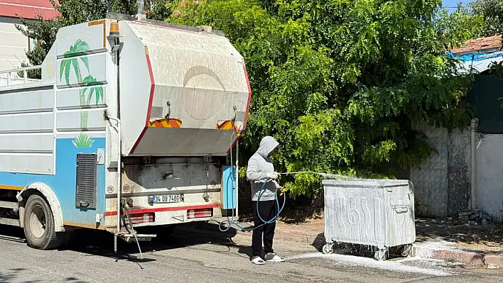 Abdullahpaşa Mahallesi'nde kapsamlı temizlik çalışması
