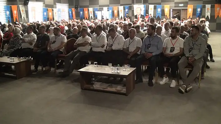 AK Parti, Ar-Ge eğitim faaliyeti toplantısı düzenlendi